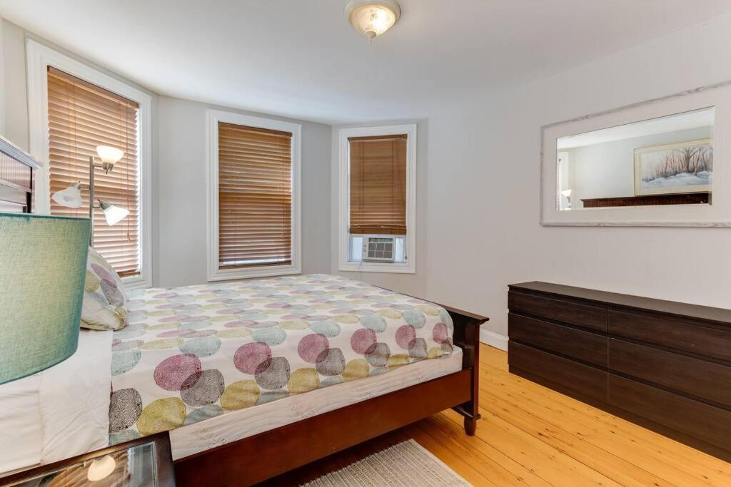 New! Boston Condo Near Mbta, 3Mi To Fenway ! Eksteriør billede